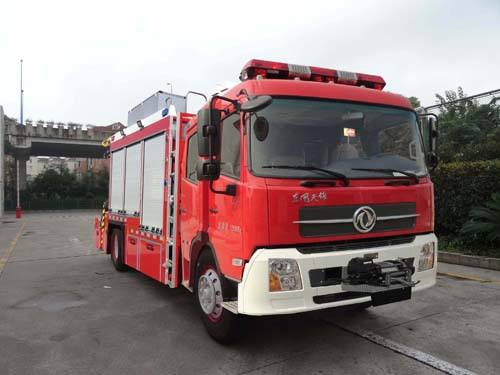東風天錦搶險救援消防車