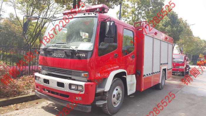 五十鈴FTR水罐消防車